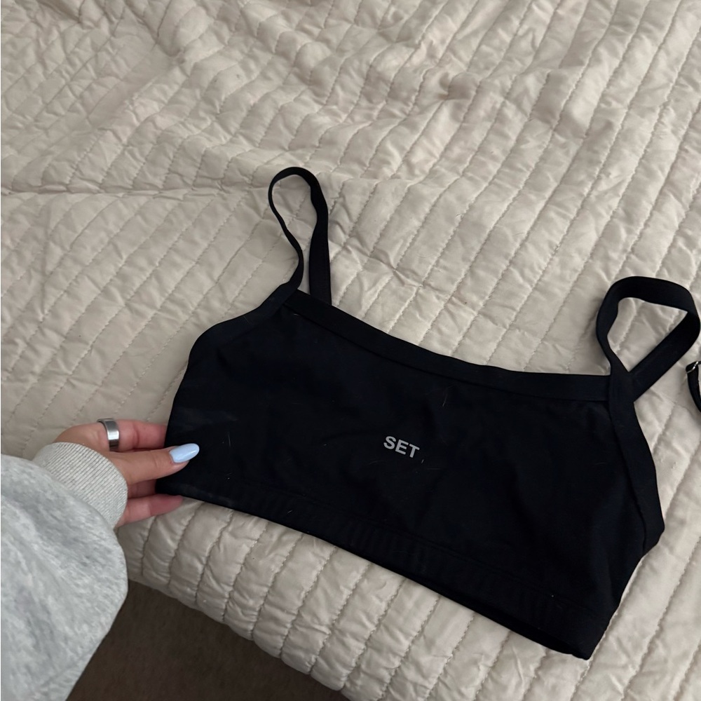 Set active by Lindsay Carter women’s black bralette spots bra size medium